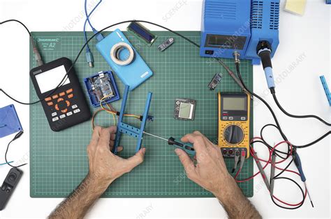 Assembling electronics .